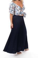 Load image into Gallery viewer, Sunray Pleated Skirt