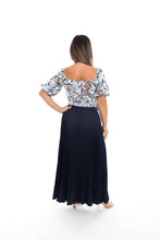 Load image into Gallery viewer, Sunray Pleated Skirt